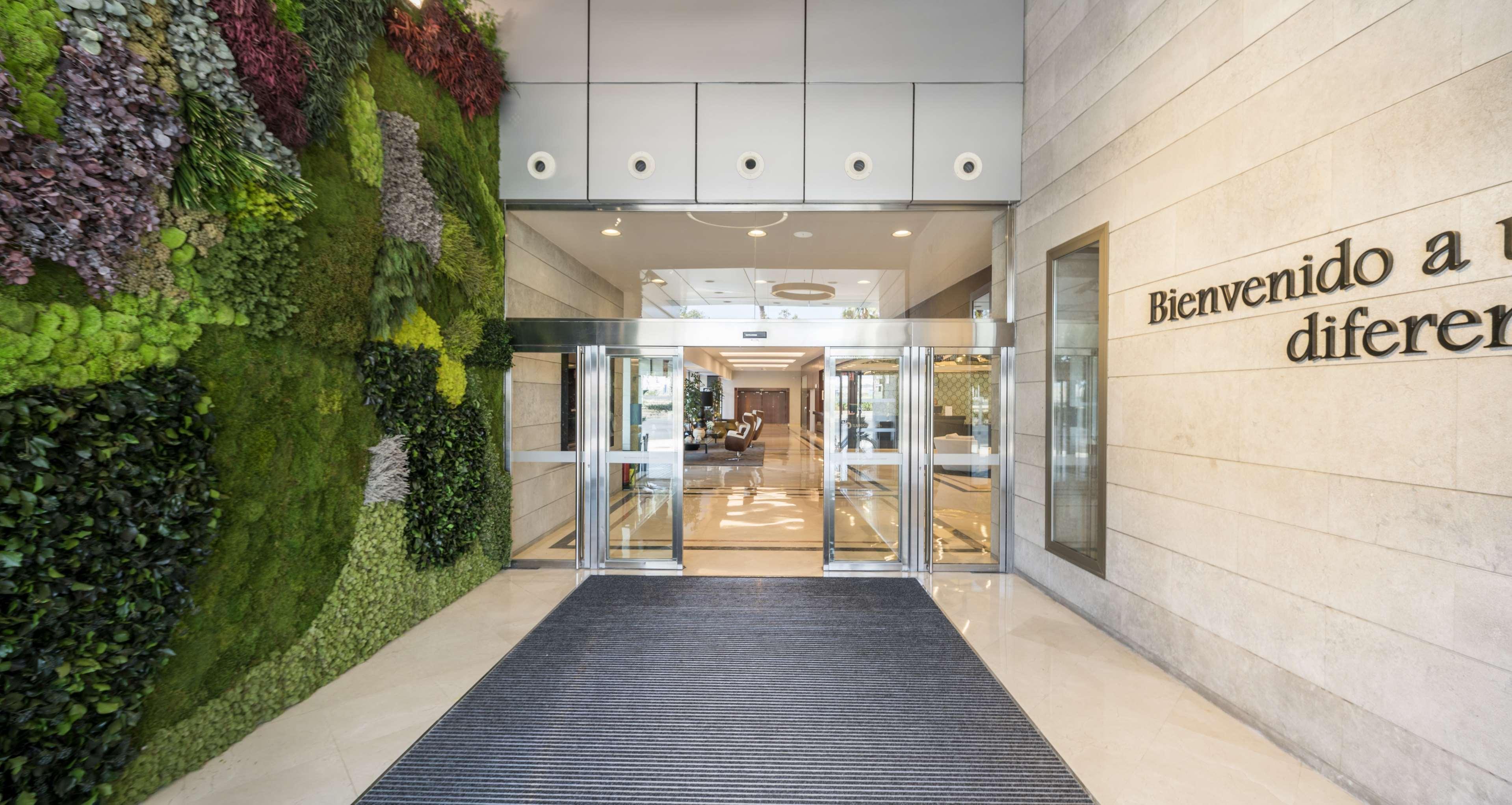 Ilunion Malaga Hotel Екстериор снимка