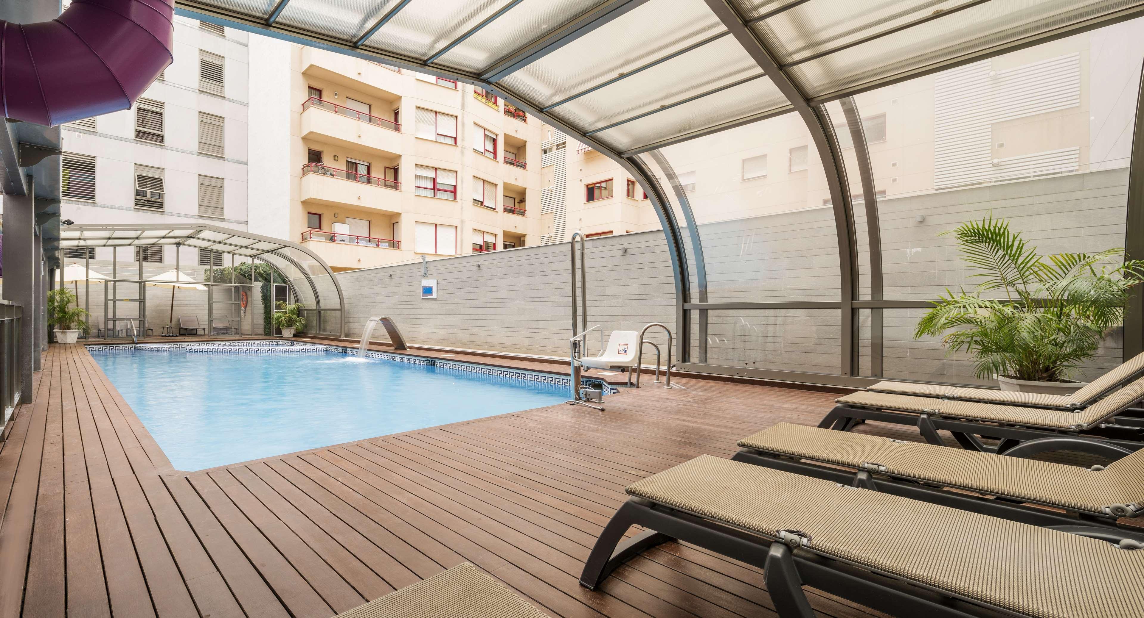Ilunion Malaga Hotel Екстериор снимка