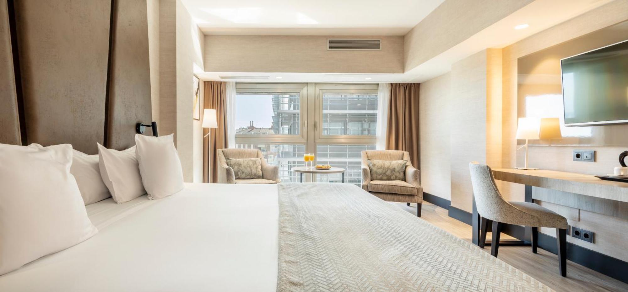 Ilunion Malaga Hotel Екстериор снимка